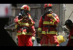 Piura: Incendio deja en la calle a doce familias en Sullana