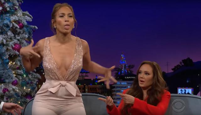 Jennifer Lopez y Leah Remini demostraron lo bien que se conocen al imitarse la una a la otra a la perfección. (Fotos: The Late Late Show with James Corden en YouTube)
