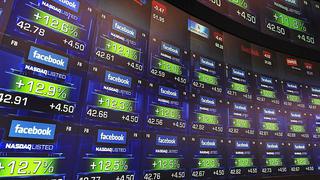 Acciones de Facebook recuperan valor previo a escándalo