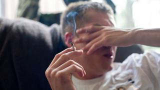 YouTube: buscan finalizar toda publicidad de las tabacaleras