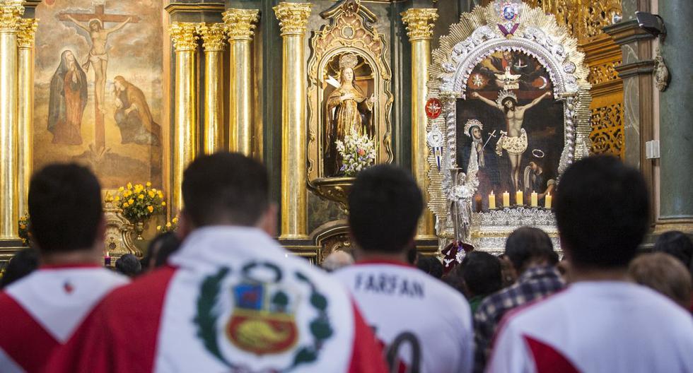 Perú vs. Colombia: hinchas llegaron a la iglesia Las Nazarenas para