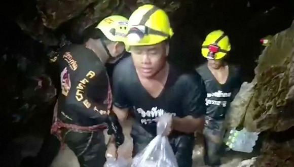 Tailandia: La tarea de rescate contrarreloj de los niños atrapados en cueva [FOTOS]