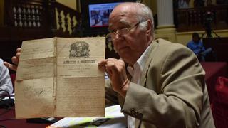 Congresista reveló que pudo comprar documentos históricos en el jirón Amazonas