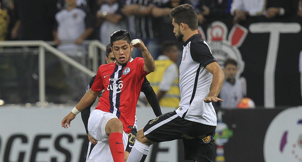 Corinthians retomó el liderato del Grupo 8 de la Copa Libertadores gracias a su victoria de revancha ante Cerro Porteño (Foto: EFE)