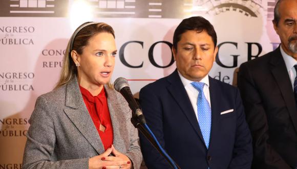 Vocera de la bancada, Luciana León, reitera que evaluarán si asisten a la invitación del Ejecutivo (Foto: Congreso)