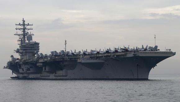 El portaaviones estadounidense USS Ronald Reagan fondea en la Bahía de Manila para una visita de buena voluntad en Manila, Filipinas. (Foto referencial: AP)