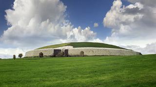 Newgrange: las tumbas de más de 5.000 años de antigüedad
