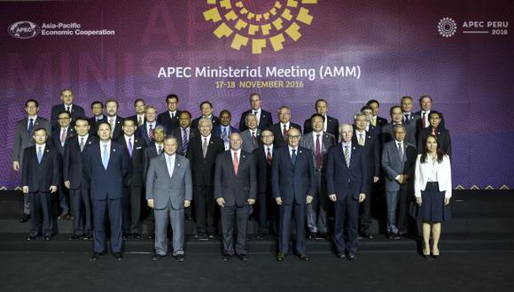 Ministros del APEC evalúan metas al 2020