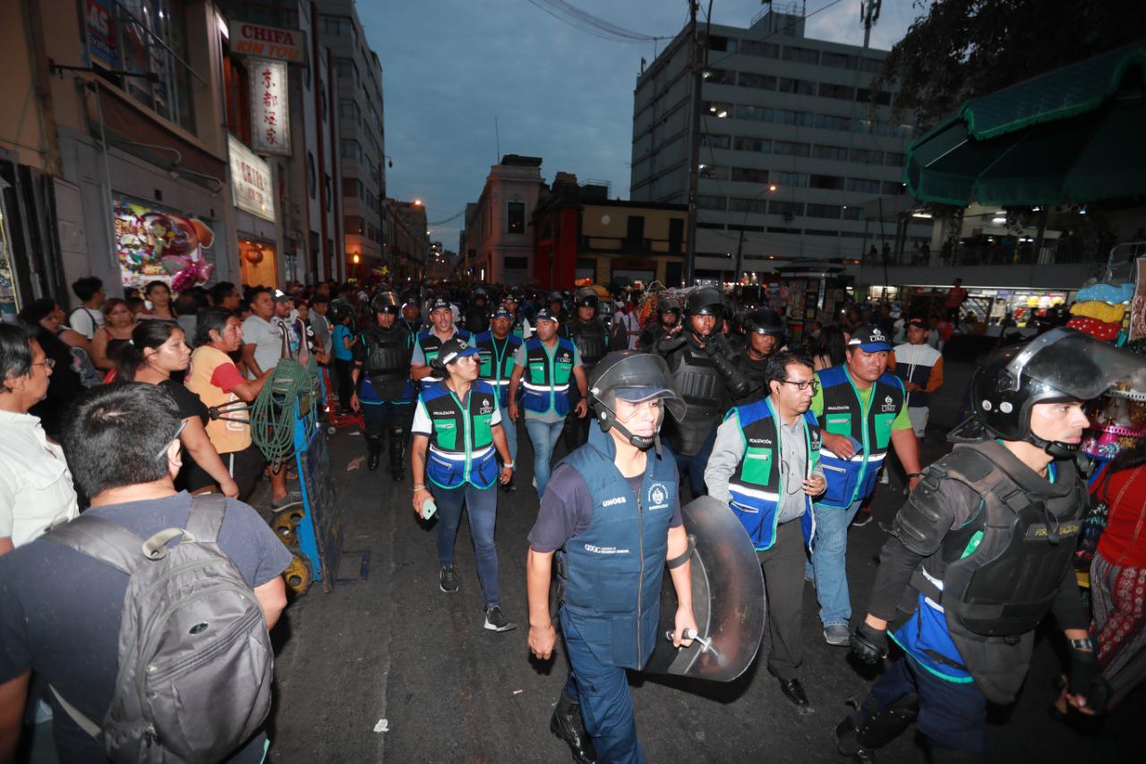 Municipalidad de Lima realizó una operación de ordenamiento en Mesa Redonda y Mercado Central. (Lino Chipana/GEC)