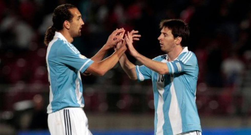 Lionel Messi compartió equipo con algunos futbolistas que llegaron al balompié peruano | Foto: Twitter