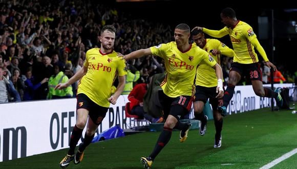 Watford revirtió el marcador ante el Arsenal por la octava fecha de la Premier League. André Carrillo ingresó en el minuto 63'. (Foto: AFP)