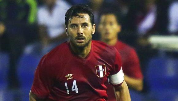 Claudio Pizarro es baja: no jugará ante Venezuela por lesión