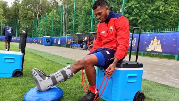 Federación Panameña de Fútbol comunicó que el delantero Alberto Quintero no será sometido a cirugías y será sometido a tratamiento por la lesión en el pie derecho. (Foto: Twitter)