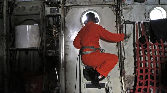 AirAsia: la búsqueda del avión que puede estar al fondo del mar - 8