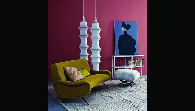 Dale contraste al ambiente al combinar paredes y muebles de tonos cálidos, como rojo y amarillo, y detalles de gamas frías, ya sea azul o verde. (Arflex)