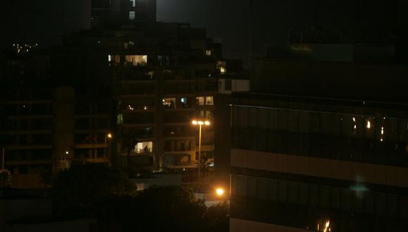 El apagón se registra en los alrededores de la cuadra 9 de la avenida Javier Prado Oeste, Magdalena. (Foto referencial: USI)