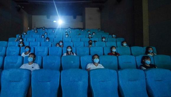 Dos empresas anunciaron la reapertura de sus salas de cine, con medidas y protocolos para evitar el contagio del coronavirus. (Foto de archivo: AFP)