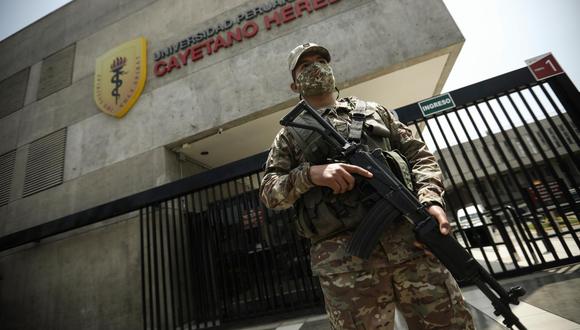 Las renuncias se producen después de que los miembros del Comité Directivo del Instituto de Medicina Tropical Alexander von Humboldt de la universidad Cayetano pidieran que dejen sus cargos. (Foto: Joel Alonzo / GEC)