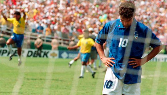 Italia y Brasil disputaron la final de USA 1994 y fue la primera vez que el campeonato se definió en la tanda de penales. La figura del Mundial, Roberto Baggio, erró su tanto en la definición y finalmente Brasil se coronaría campeona del mundo por cuarta vez en su historia. (Foto: agencias)