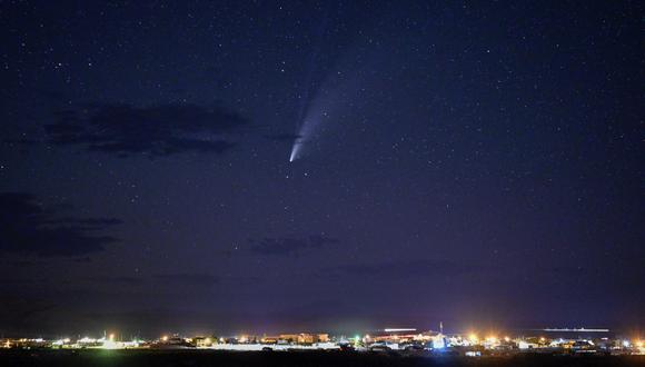Imagen del cometa Neowise en Nevada, EE.UU. (Foto: David Becker / AFP)