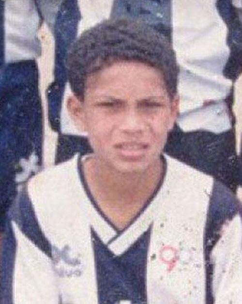 Paolo Guerrero, 10 años.