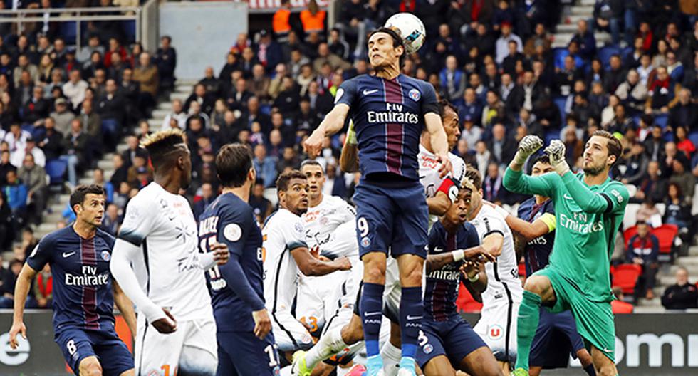 Sucedió en el triunfo del Paris Saint Germain ante Montpellier por la Ligue 1. La culpa la tuvo el arquero Kevin Trapp por no calcular bien. Edinson Cavani sufrió las consecuencias. (Foto: EFE)
