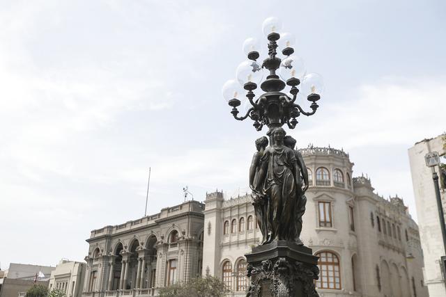 Municipalidad de Lima entregó la farola de Las Tres Gracias completamente restaurada, que se ubica frente a la plaza San Martín, en el Centro Histórico. (Foto: Difusión)