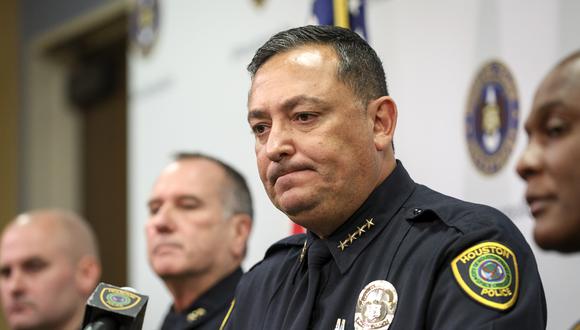 Art Acevedo durante una conferencia de prensa. (Foto: AP)