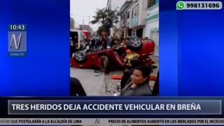 Auto terminó con las llantas arriba tras impactante choque en Breña