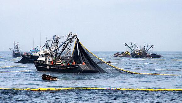 El Produce señaló que la recaudación por derechos de pesca promedia anualmente S/50 millones. (Foto: USI)