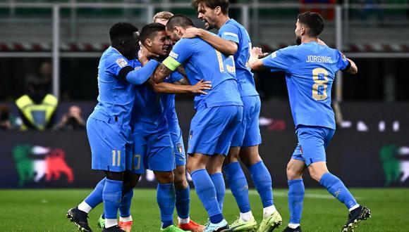 Con gol de Raspadori, Italia venció 1-0 a Inlgaterra y llega con chances de la semifinal en la última fecha de la UEFA Nations League. Marco BERTORELLO / AFP