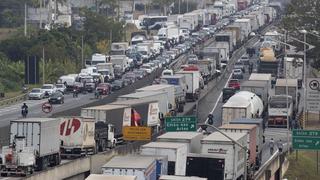 Huelga de camioneros que paraliza a Brasil llega al octavo día