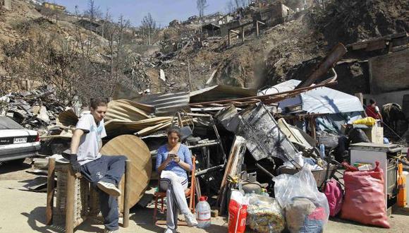 Incendio en Chile: Cinco familias peruanas perdieron su hogar