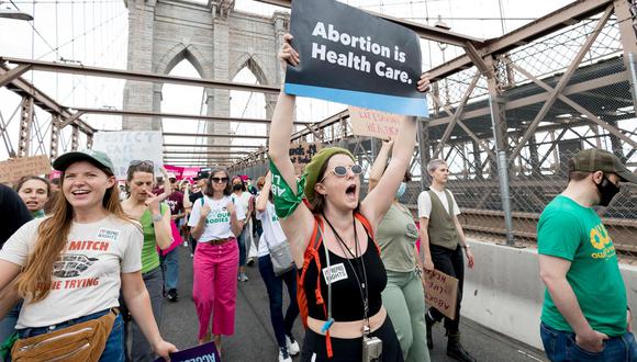 Desde Pittsburgh a Pasadena, California y Nashville, Tennessee y Lubbock, Texas, decenas de miles de personas participaron en eventos por el derecho al aborto.