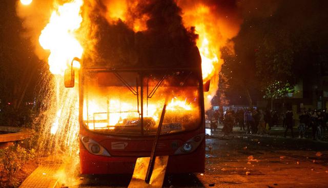 El gobierno prometió mejorar las pensiones de los más pobres, aumentar impuestos para ciudadanos de mayores ingresos y disminuir las dietas parlamentarias y los altos sueldos públicos. (Foto: AFP)