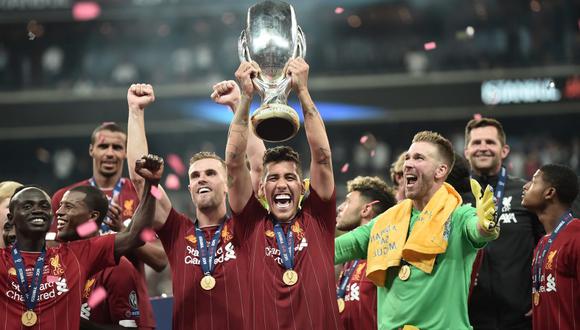 Liverpool conquistó la última Supercopa de Europa ante Chelsea en Estambul. Los siguientes ganadores de la Champions y Europa League chocarán en Porto el 12 de agosto. (Foto: AFP)