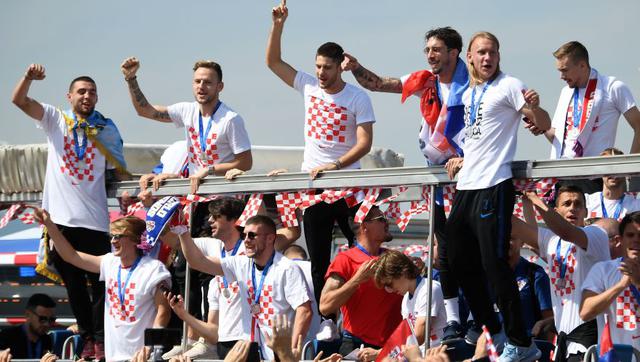 El increíble recibimiento de la selección de Croacia pese a la derrota frente a Francia. (Foto: AFP)