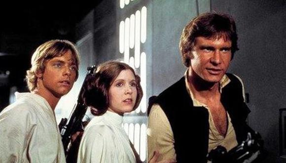 Han Solo, la princesa Leia y Luke Skywalker en una escena de "Star Wars IV: Una nueva esperanza". La obra de Meziérès habría servido de clara inspiración para que Lucas cree al contrabandista y la princesa. (AP)