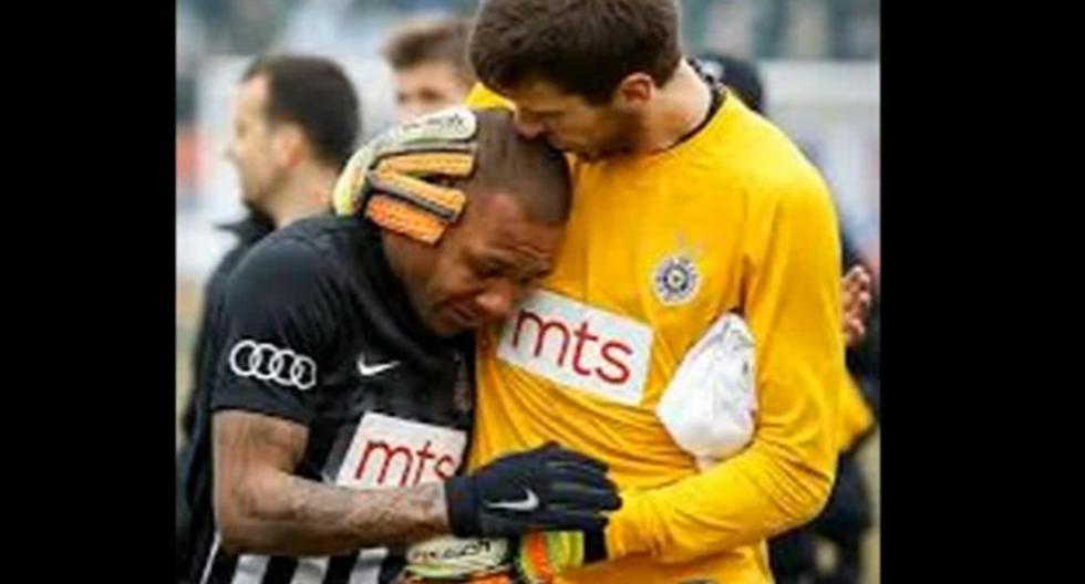 Everton Luiz recibió fuertes insultos racista en un partido del fútbol serbio (Foto: captura)