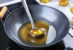 La manera correcta de deshacerte del aceite de cocina usado