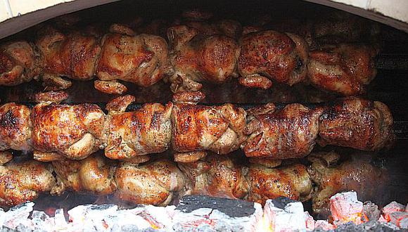 130 millones de pollos a la brasa se consumen al año en el Perú