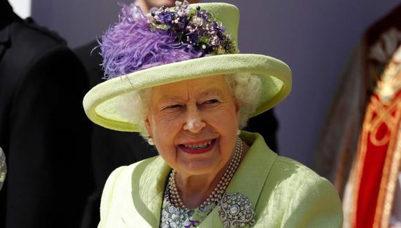 La reina Isabel es la monarca del Reino Unido y de otros 15 países. Este sábado participó en la boda entre su nieto el príncipe Harry y Meghan Markle. (Foto: AFP)