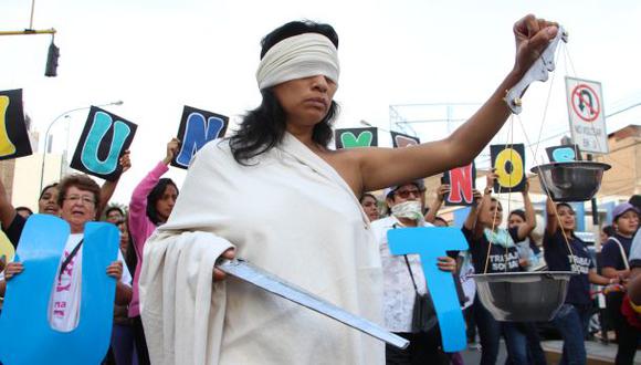 Convocan a peruanas a paro por el Día Internacional de la Mujer