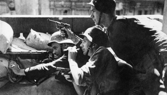 Pese a la inferioridad en tropas y armamento, la resistencia polaca encabezó el principal levantamiento armado contra la Alemania nazi durante la Segunda Guerra Mundial, el 1 de agosto de 1944.