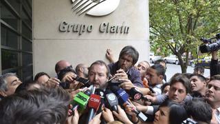 Funcionario del gobierno argentino llegó a las instalaciones del Grupo Clarín