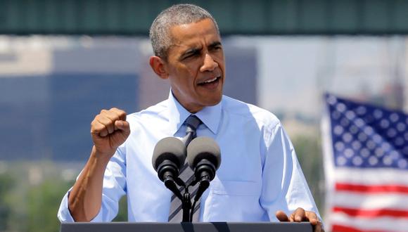 Obama ofrece ayuda para saber "qué pasó" con avión siniestrado