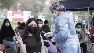 Vacuna a mayores de 23 años busca inmunizar contra el COVID-19 a 344.386 ciudadanos | FOTOS