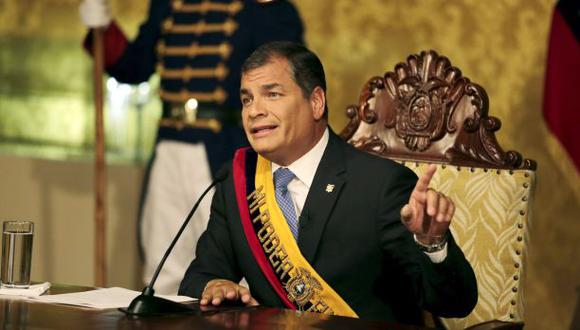 Ecuador: Correa denuncia planes "golpistas" en marcha opositora