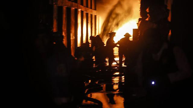 El Agustino: la tragedia que cobró vida de 3 bomberos [FOTOS] - 7