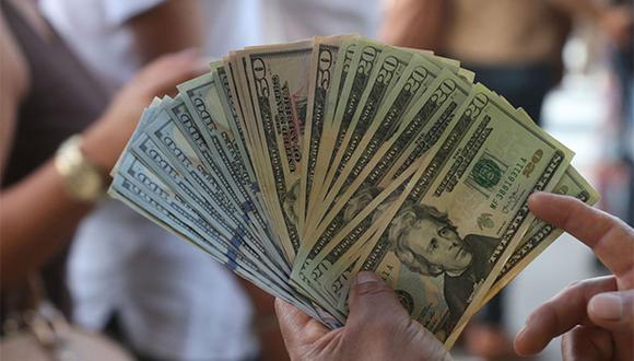 Precio del dólar HOY en Perú: Cotización del tipo de cambio en compra y venta hoy, lunes 5 de junio de 2023 | (Foto: Andina / Archivo)